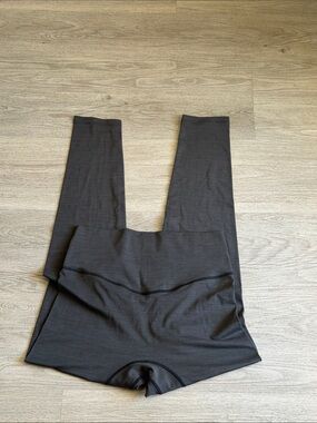 High-Rise Seamless Leggings - Charcoal
